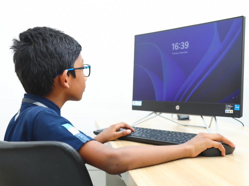 Academy in Nolambur